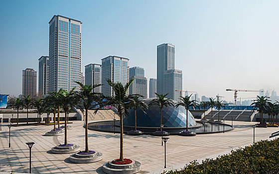 住家保姆一般給多少錢？了解薪資標準，助你做出明智選擇