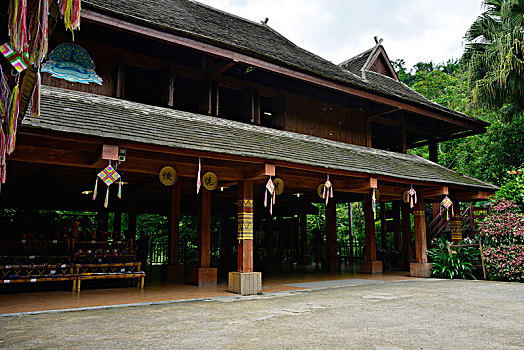 青島城陽(yáng)的月嫂服務(wù)：助力新媽媽順利度過(guò)產(chǎn)后恢復(fù)期