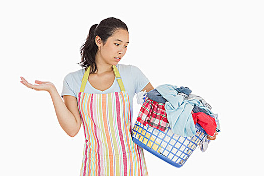 請(qǐng)保母要多少錢？如何選擇適合的保母服務(wù)？