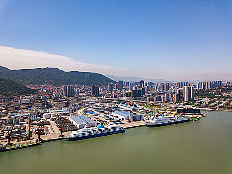 上海住家保姆月薪多少？揭秘背后的薪酬真相