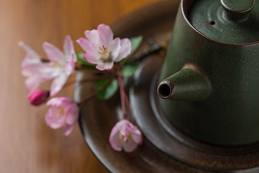 青島城陽的月嫂多少錢？選擇月嫂服務(wù)的關(guān)鍵因素分析