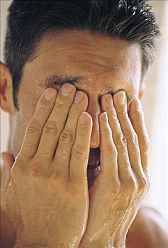北京小時工保潔多少錢？全面解析價格和選擇技巧
