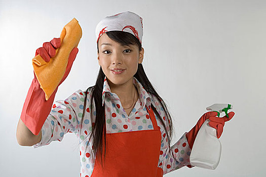 住家帶小孩保姆多少錢？選擇合適的保姆，讓生活更輕松