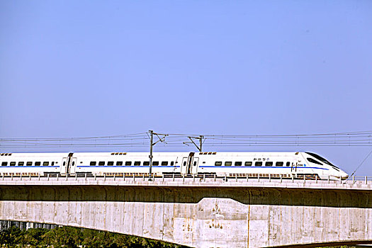 我和我的家鄉(xiāng)能掙多少錢——探索家鄉(xiāng)發(fā)展的商機與未來