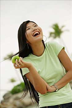 注冊月嫂公司要多少錢？創(chuàng)業(yè)者必看！
