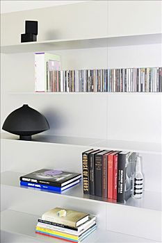 《急先鋒電影虧損揭秘：背后的原因與深度分析》