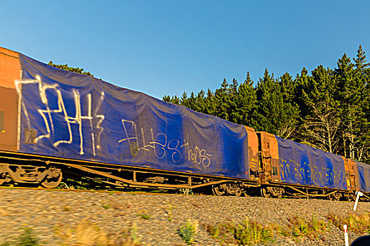 保姆看小孩多少錢(qián)？讓你清楚了解育兒費(fèi)用，避免高額開(kāi)支！